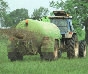 Manure usage rules - old tractor muck spreading